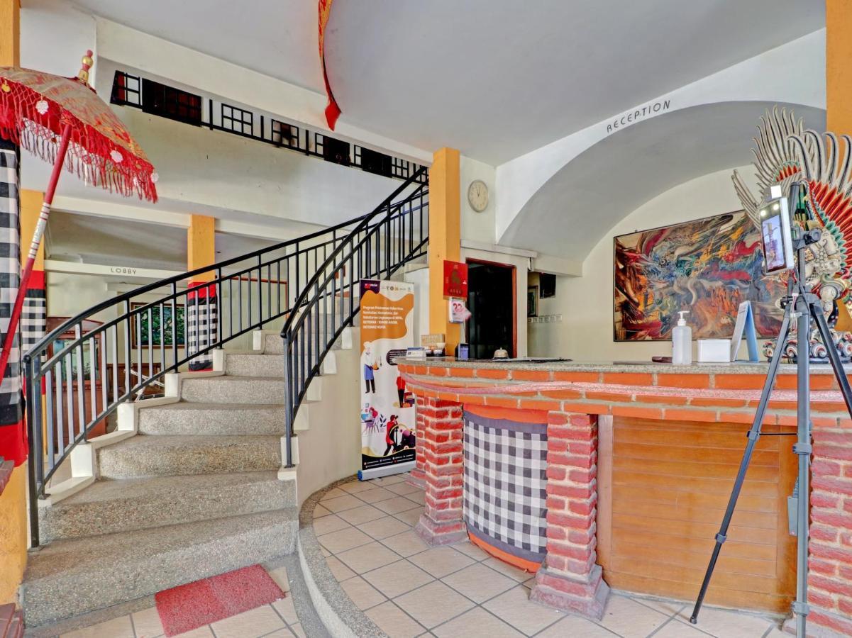 Capital O 90407 Wisma Bahtera Hotel Cirebon Exterior foto